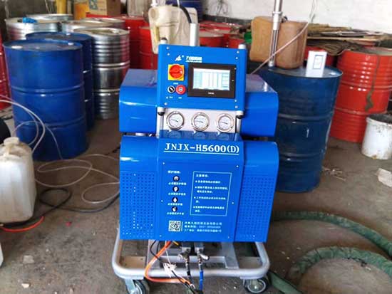 澆注聚氨酯設(shè)備 河北聚氨酯噴涂機(jī)(圖1) 液壓H5600D澆注聚氨酯設(shè)備